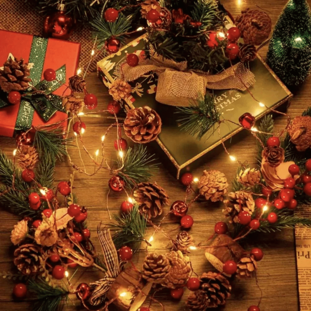 Guirnalda Navideña Piñas USB-Eléctrica - Imagen 2